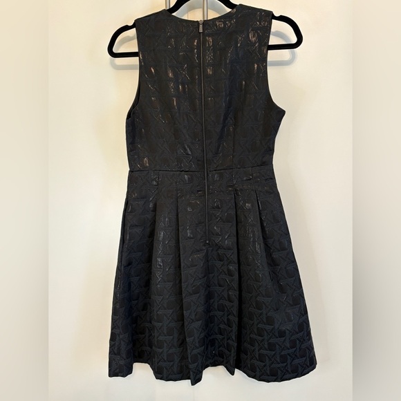 Kirna Zabete Sleeveless Metallic Jacquard Dress in black/ navy. V-neck, pockets. - Picture 5 of 8